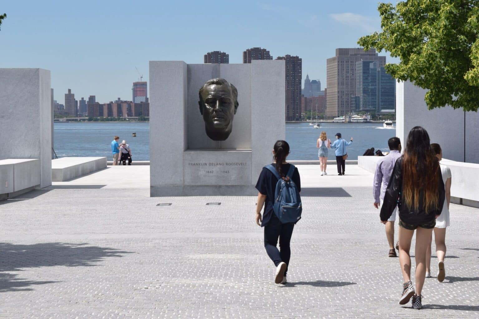 roosevelt island 11