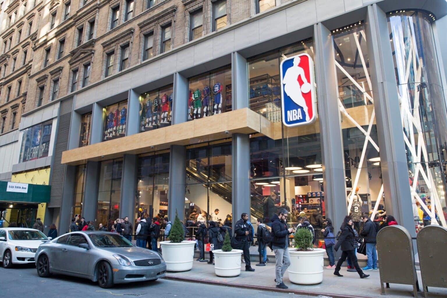 nba-store-1