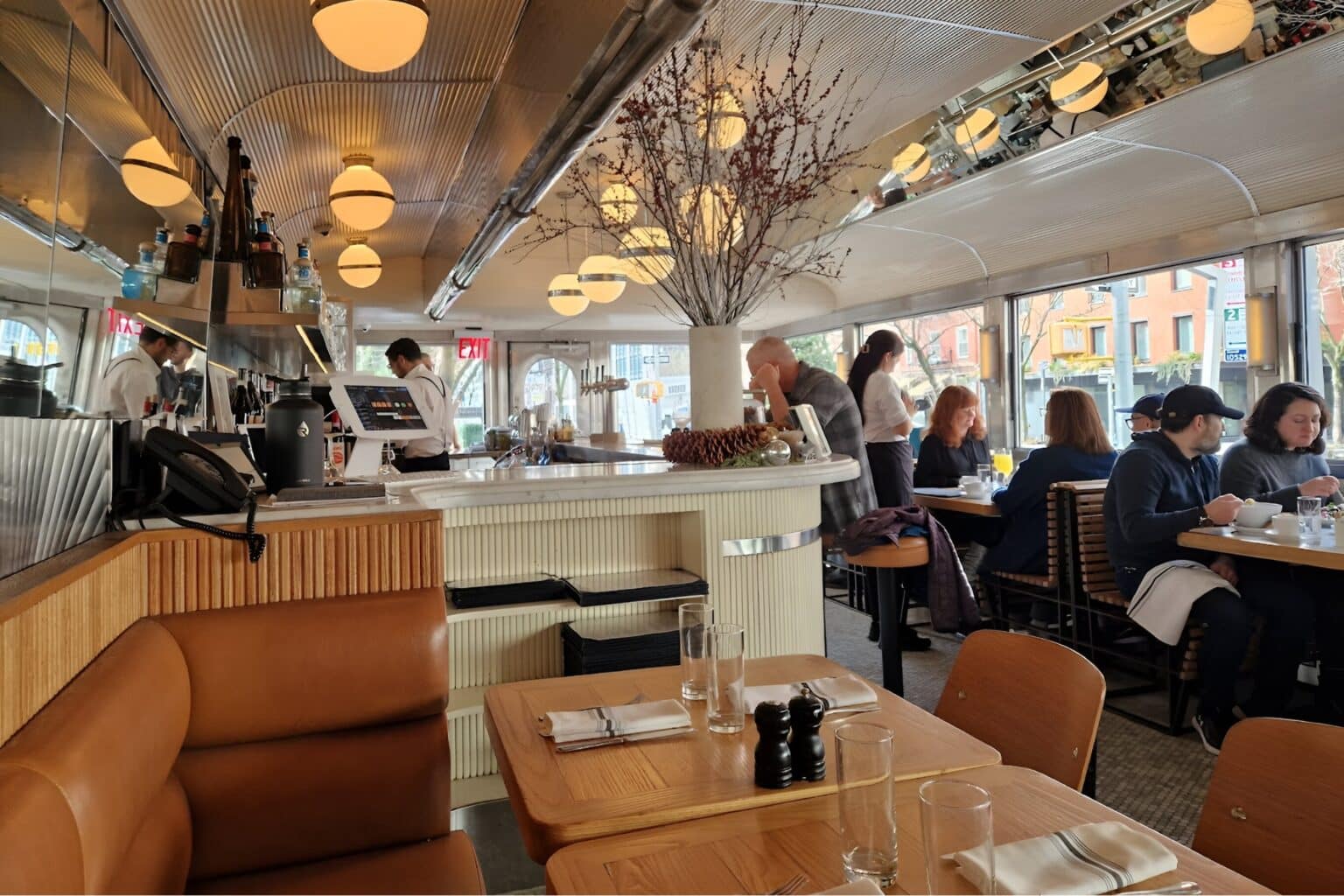 Empire Diner 2