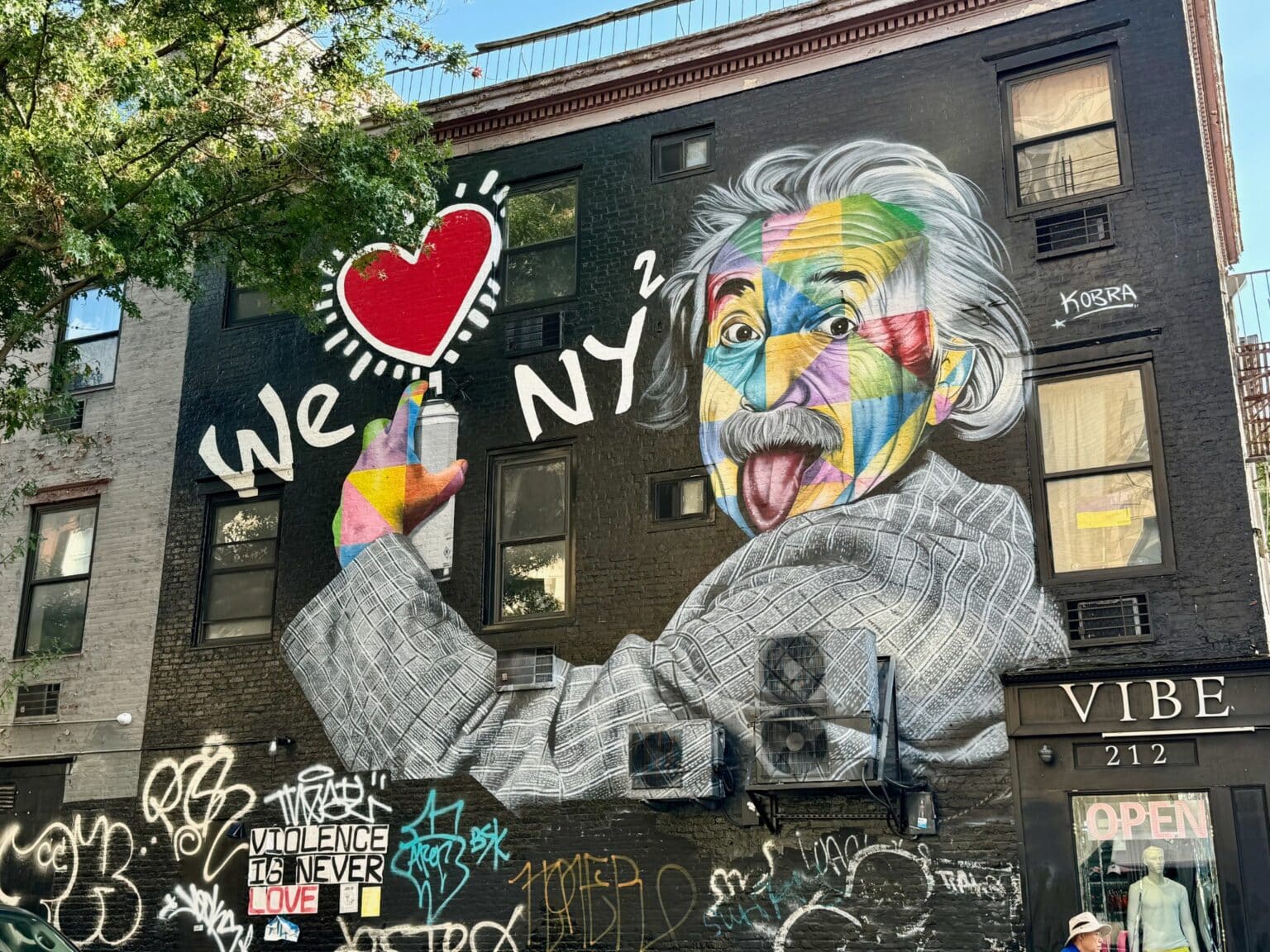 Chelsea Grafiti Einstein