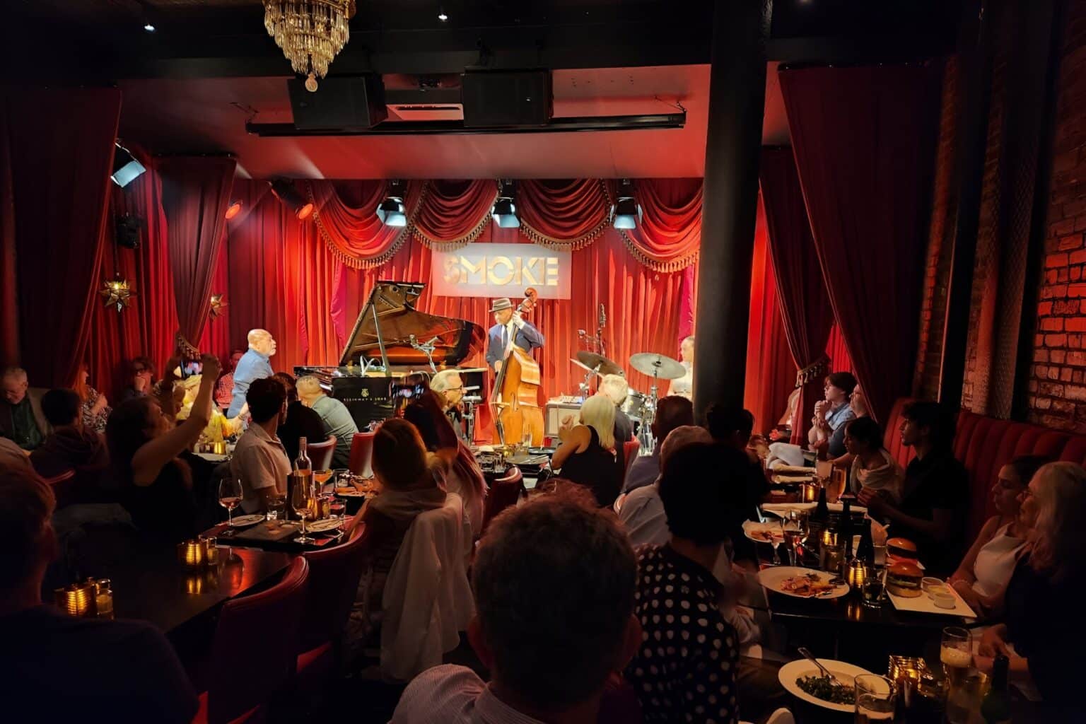 Smoke Jazz Club & Supper Club concert