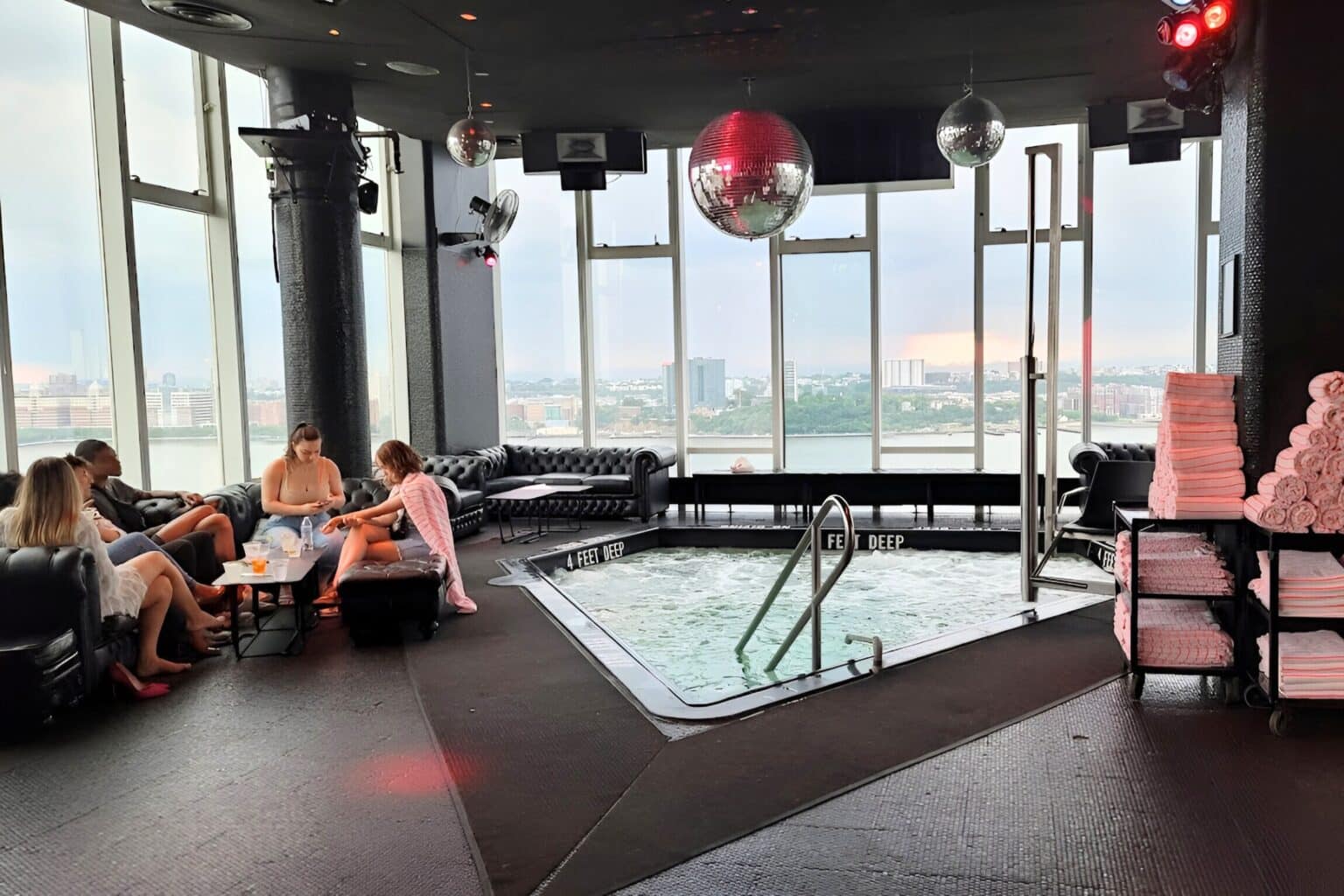rooftop le bain 2