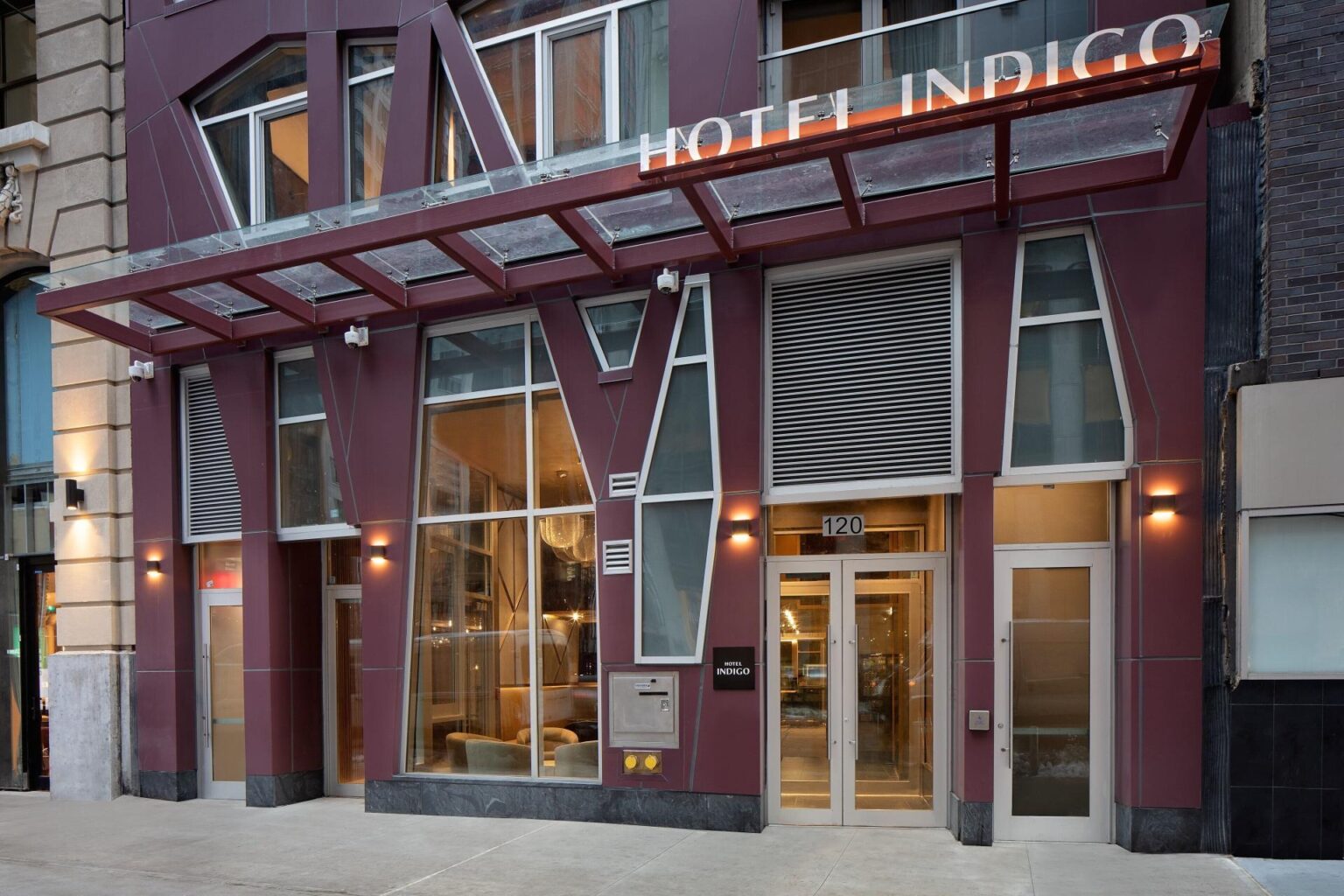 accueil hotel indigo